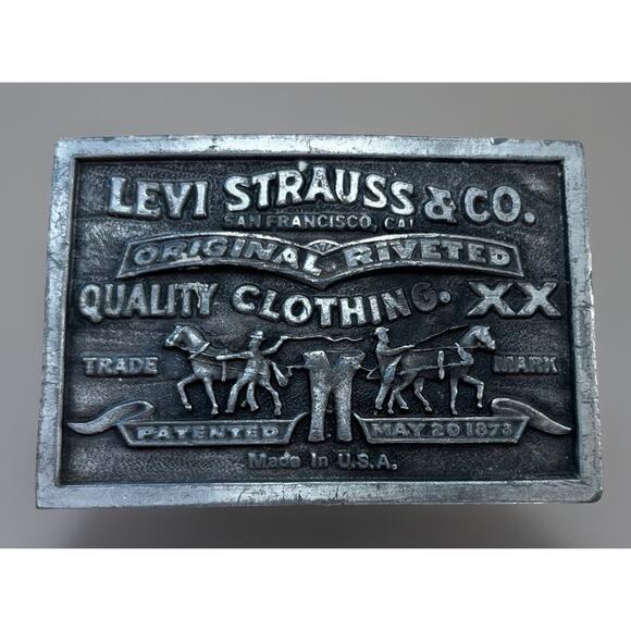 VTG 1976 LEVI STRAUSS & CO BERGAMOT SILVER BRASS WORKS BELT BUCKLE LEVIS JEANS - Picture 1 of 3